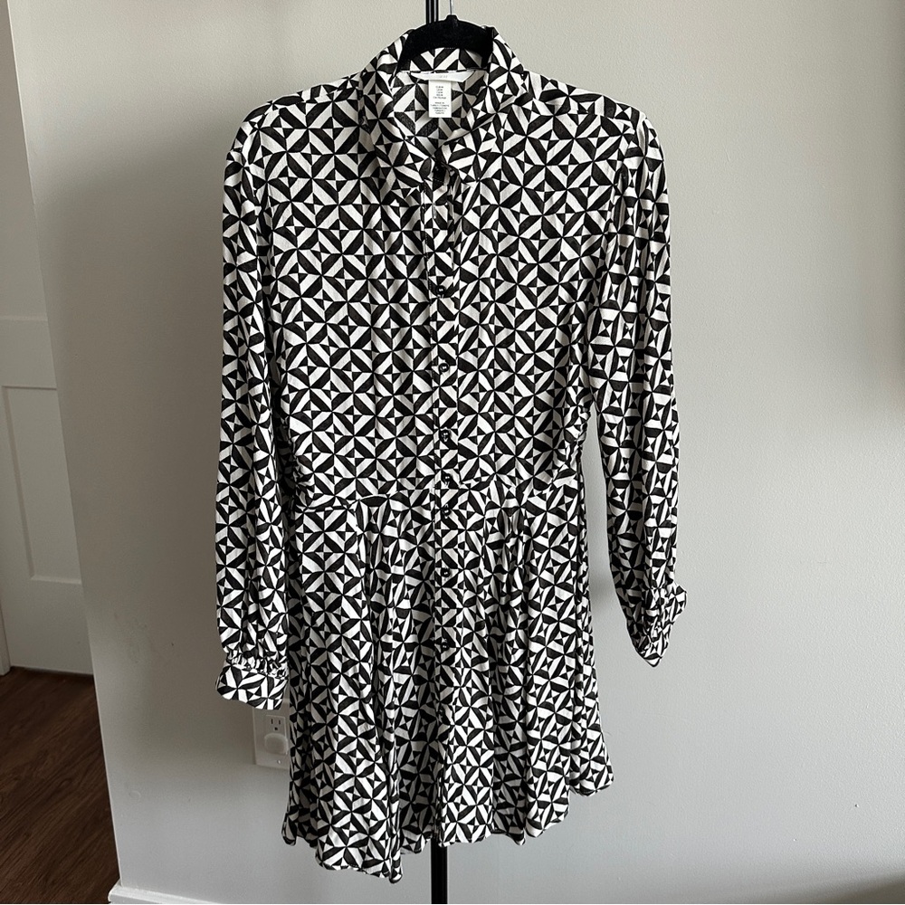H&M Geometric Black and White Dress